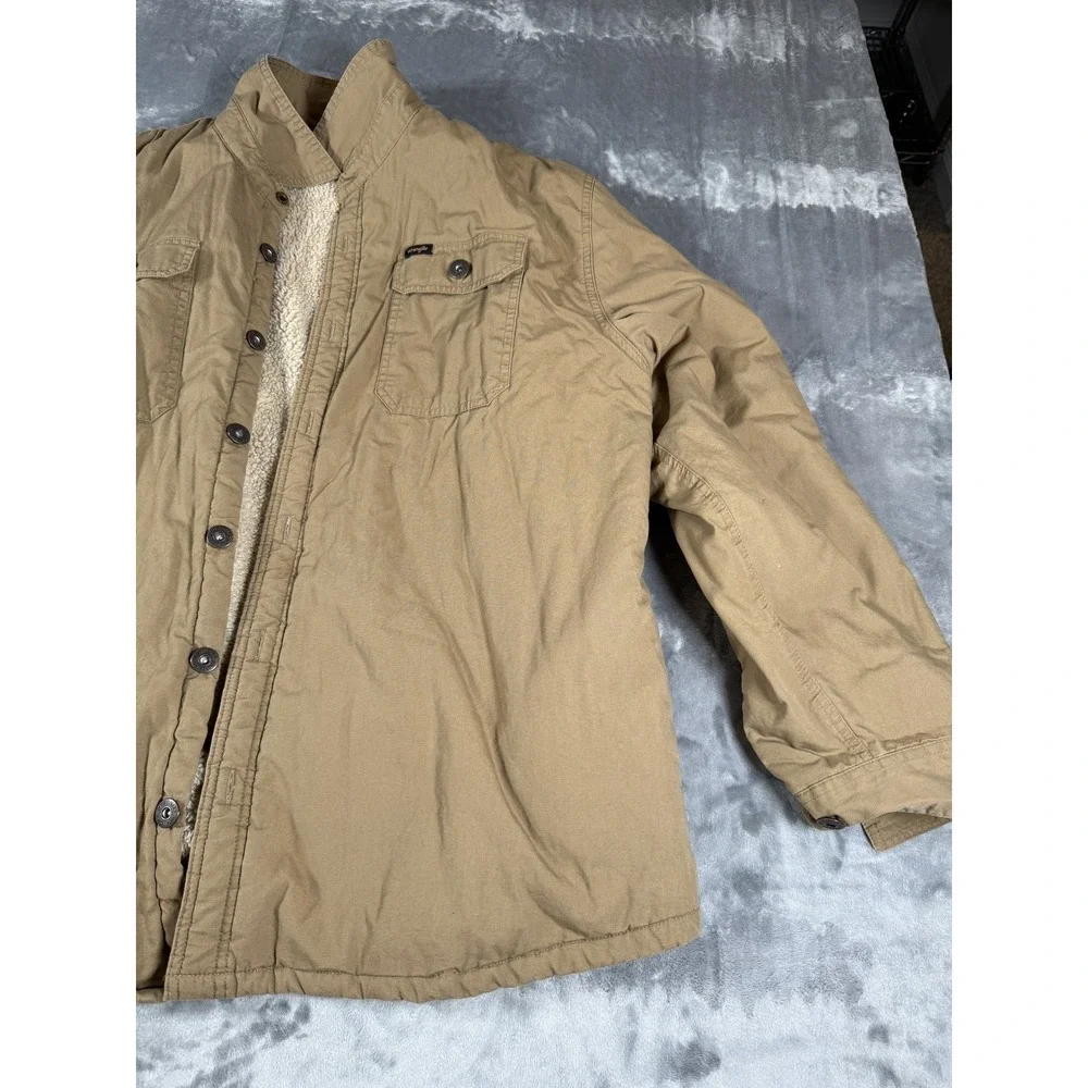 Wrangler Men's Sherpa Lined Workwear Jacket Coat Button Front Tan Brown Large